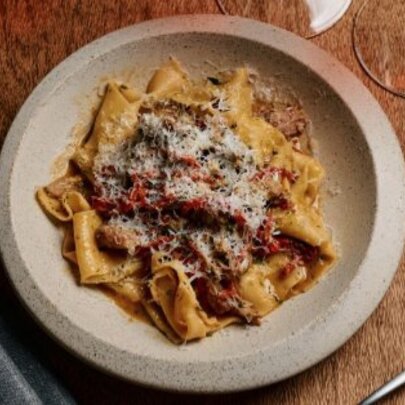 A plate of pasta.