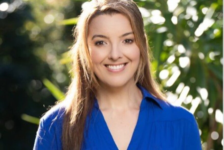 Portrait of award-winning Young Adult author, Lynette Noni.