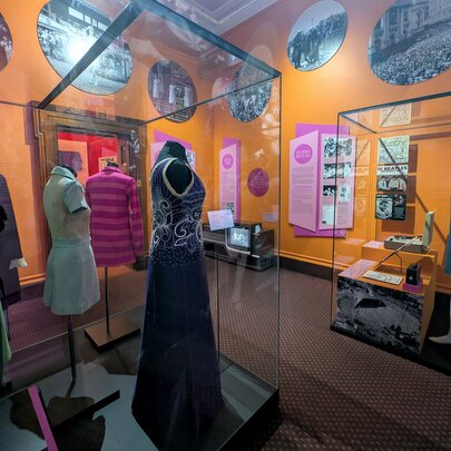 Crinoline, Flapper & Mini: Transformative Fashion Moments