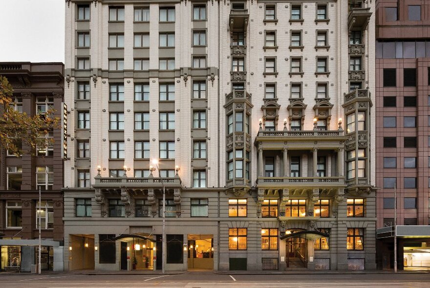 The facade of Rendezvous Hotel Melbourne.