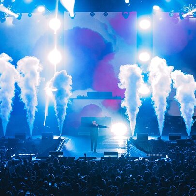 Fridayz Live: Pitbull, Mariah Carey, Wiz Khalifa