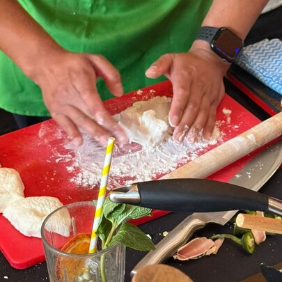 Learn to Cook Thai: Green Curry Prawns and Thai Roti