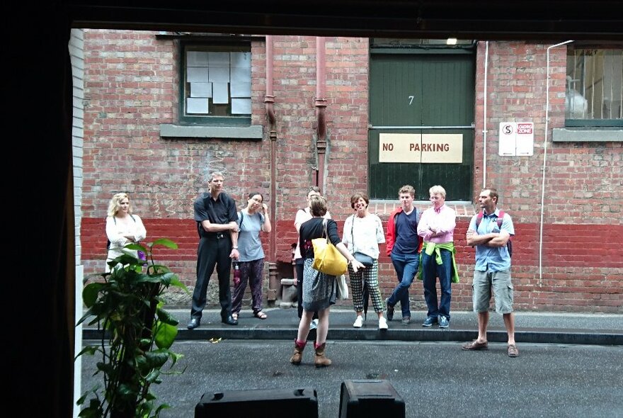 Group of people on a walking tour of Melbourne.