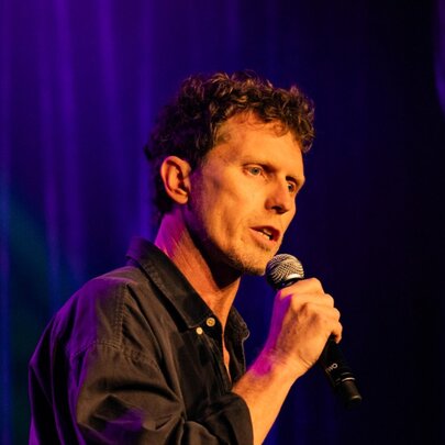 David Quirk's Quintessential Quomedy Quollective