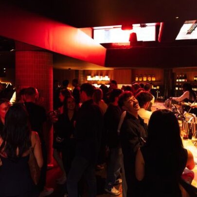 New Year's Eve at Mr Mills