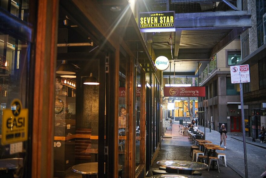 Exterior of Seven Star; laneway setting.