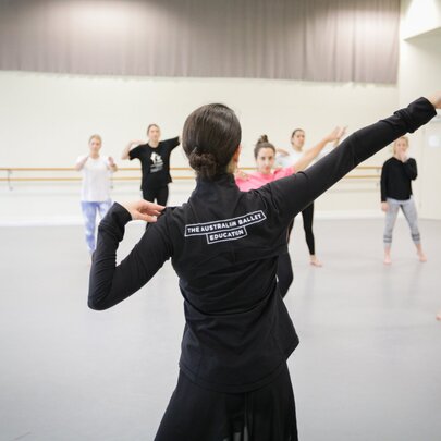 DanceX: Contemporary Dance Class