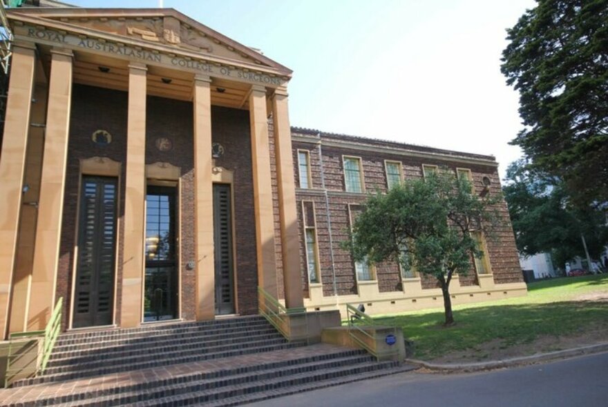 Neo-classical pediment and columns of College of Surgeons' Museum building.