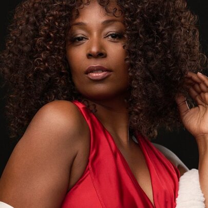 Whitney Houston Tribute: Linzy Bacbotte