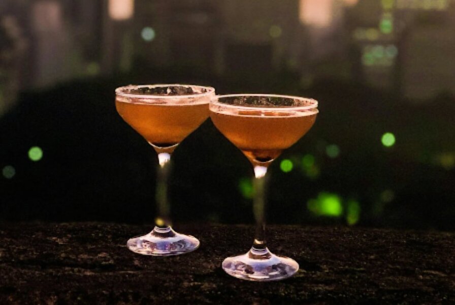 Mystery Rooftop Bar Hop