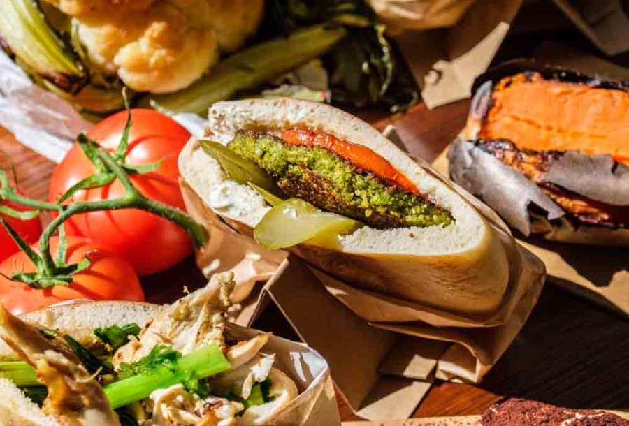a falafel in a pits pocket