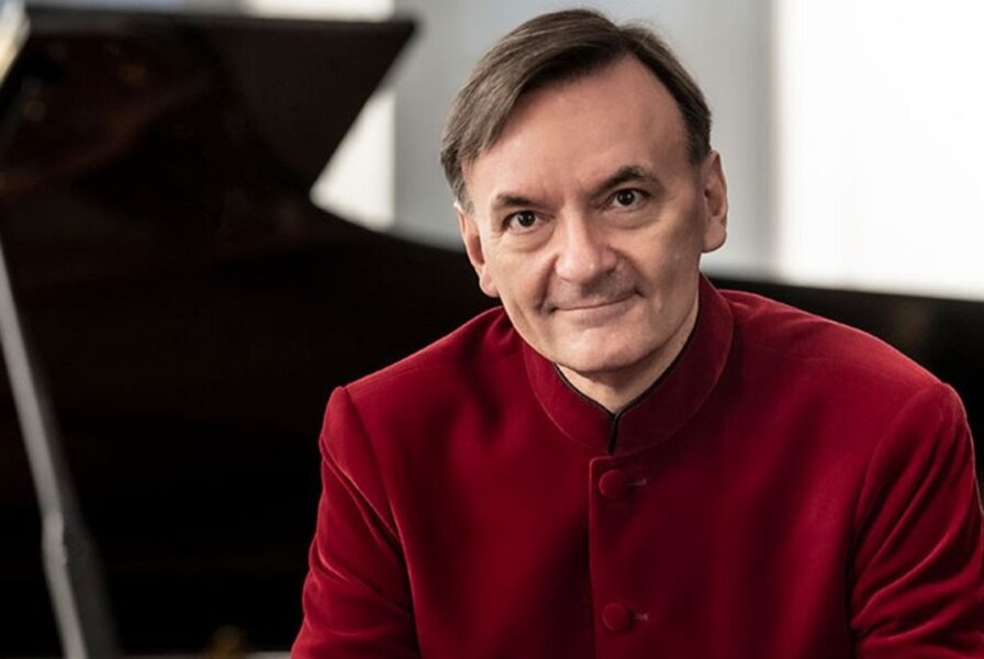 Sir Stephen Hough in Recital