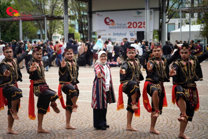 Traditional Indonesian dancers at an Indonesian Festival.