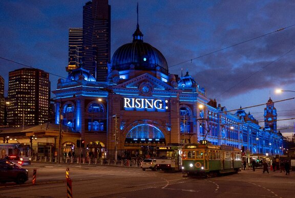 RISING