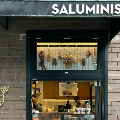 Saluministi Flinders Lane