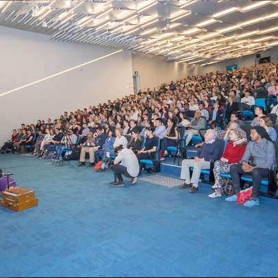 Happiness Talk, Kirtan Meditation and Vegan Dinner