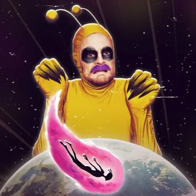 Lukas Meintjes: B48Y Crash Lands on Earth! Australia