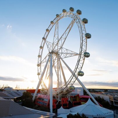 Melbourne Star Observation Wheel at dusk