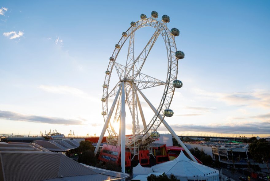 Melbourne Star Observation Wheel at dusk