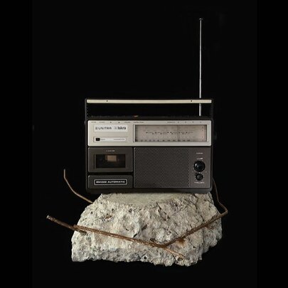 D A Calf: Spectral Geologies