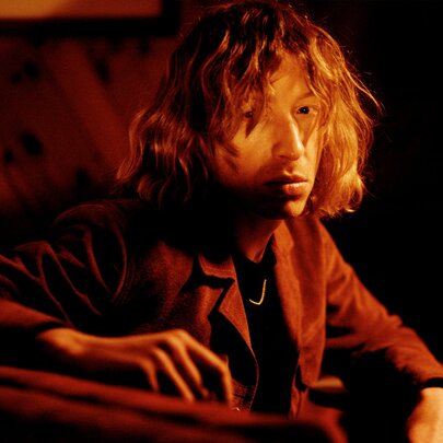 RISING: Daniel Avery