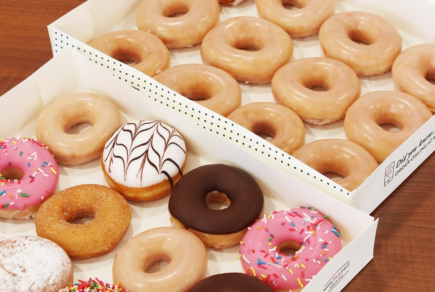 Glazed and iced ring doughnuts.