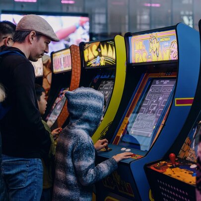 Electric Arcadia Amusement Plaza