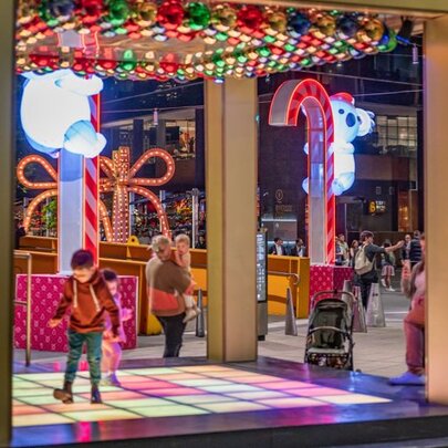 Let's Dance with Shenzhen Airlines