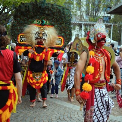 Traditional Indonesian dancers at an Indonesian festival.