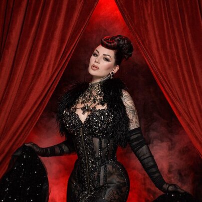 Burlesque with Cervena Fox