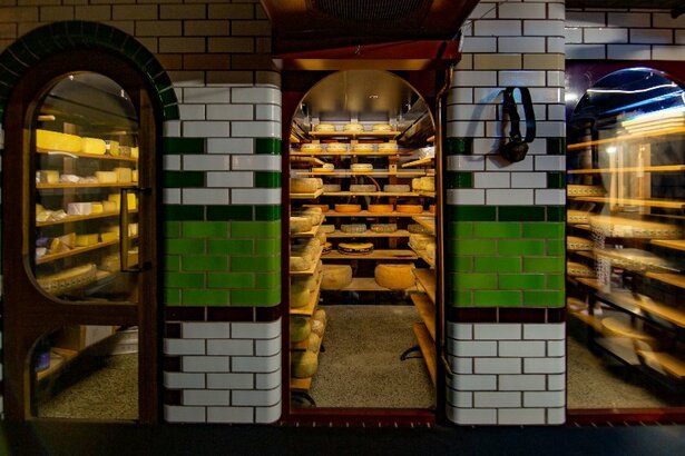Hidden spaces in Melbourne