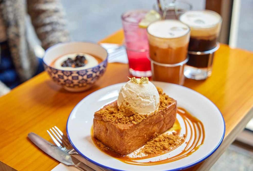 Thai desserts on a wooden table
