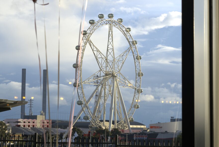 The Melbourne Star. 