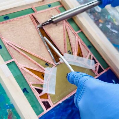 Illuminating Creativity: Beginners Leadlight