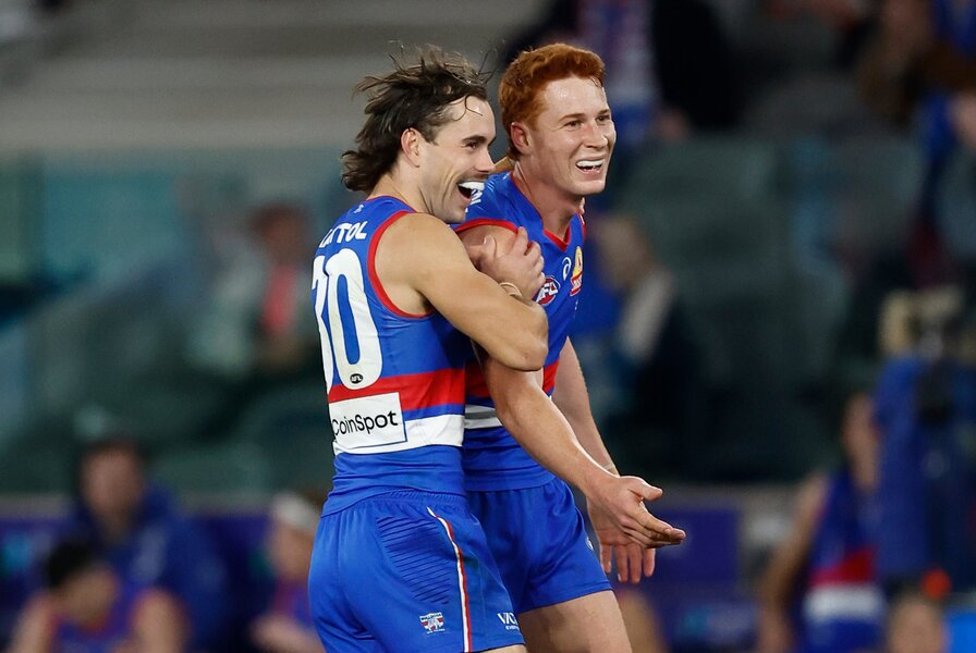 AFL Round 12: Western Bulldogs v Collingwood