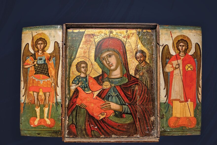 Byzantine icon of Mary and angels with gold details.
