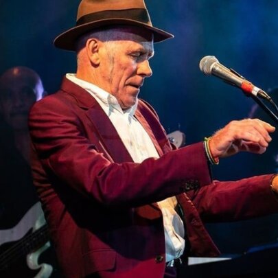 Tom Waits for No Man