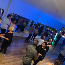 Free Beginner Salsa Dance Classes