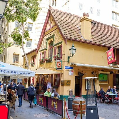 Melbourne’s best old-school pubs and bars