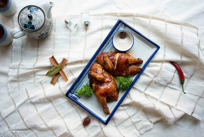 Chinese roast chicken on a plate.