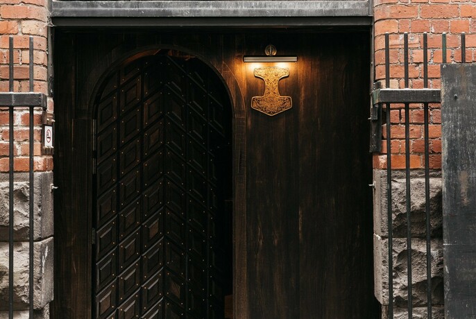 Exterior view of the door to Mjølner Melbourne.