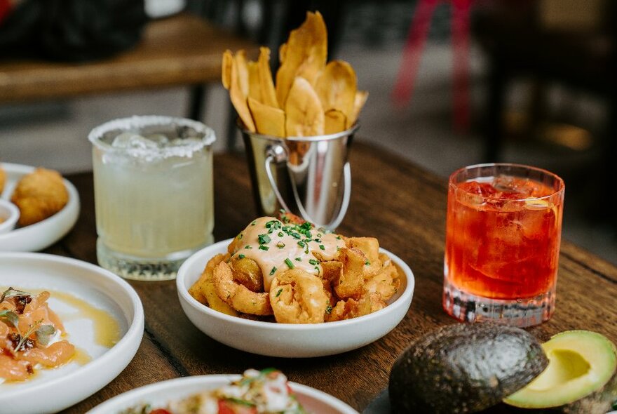 Deep-fried Mexican entrées with cocktails.