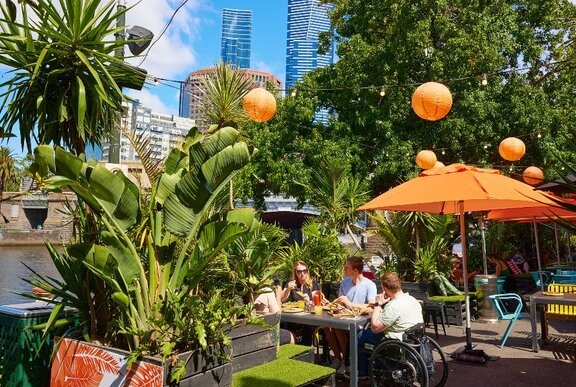 Where to find the best happy hour deals in Melbourne