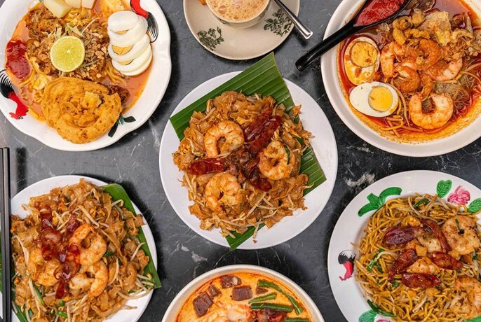 Prawn and noodle dishes.