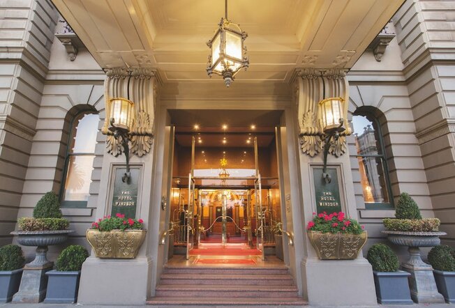 The grand entrance of the Hotel Windsor.