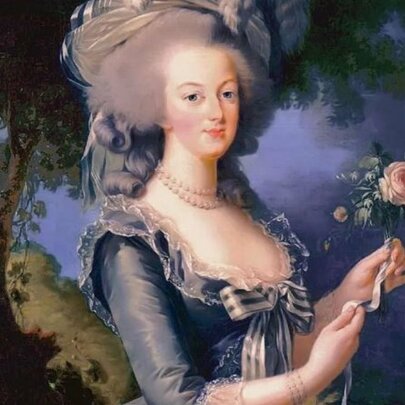 Rose Bertin: Marie Antoinette's Dressmaker