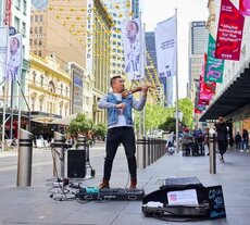 Where to find buskers in Melbourne
